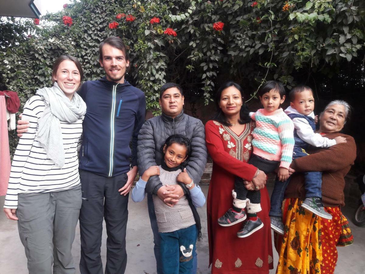 Shine Homestay Famille Francophone - Shine Home And Apartment Kathmandu Bagian luar foto